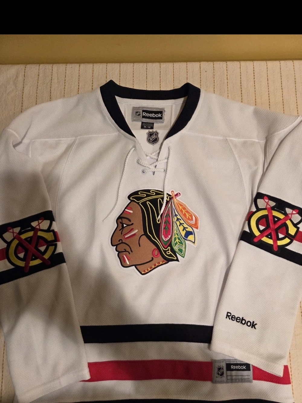 Chicago Blackhawks Youth Medium Jersey